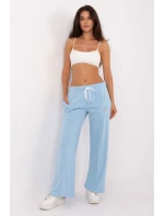 Tepláky model 216507 Relevantnosť