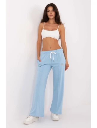 Tepláky model 216507 Relevantnosť