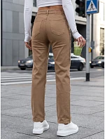 Dámske džínsy s vysokým pásom a klasickým strihom v kamelovej farbe FashionStreet UY3095 Dámske džínsy s vysokým pásom a klasickým strihom v kamelovej farbe FashionStreet UY3095