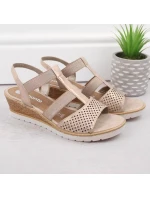 Pohodlné sandále na podpätku Remonte W RKR667 rose gold Pohodlné sandále na podpätku Remonte W RKR667 rose gold