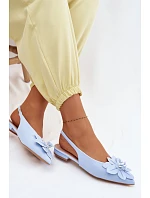 Dámské sandály na ploché podrážce s dekorativním květem modré Telivette