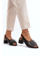 Skórzane Sandały Z Ozdobą Laura Messi 2719 Czarne