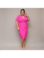 Dámske skladané obálkové šaty po kolená vo fuchsiovej farbe (743)