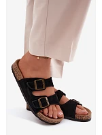 Semišové pantofle na korkové podrážce s přezkami Černé Tavira