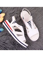 Sandále na platforme Rieker W V02Y5 white Sandále na platforme Rieker W V02Y5 white