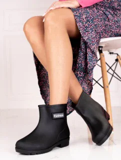 Krásne dámske gumáky čierne na plochom podpätku