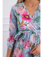 Modré kvetinové šaty s viazaním v páse