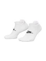 Nike Everyday Elevated ponožky 3 páry biele IH8524 901 Nike Everyday Elevated ponožky 3 páry biele IH8524 901