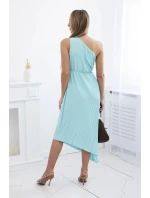 Plisované šaty s mätovým kvetom