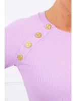 Šaty s ozdobnými gombíkmi fialovej