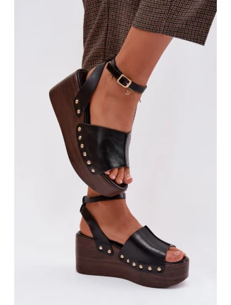 Model topánok na klinoch 225119 Krok v štýle