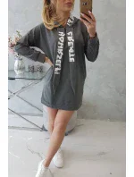 Oversize šaty s kapucňou v grafitovej farbe