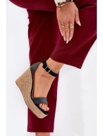 Sandały Damskie Na Koturnie Z Plecionką Czarne Adelio