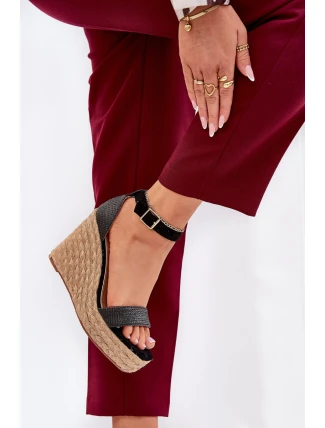 Sandały Damskie Na Koturnie Z Plecionką Czarne Adelio