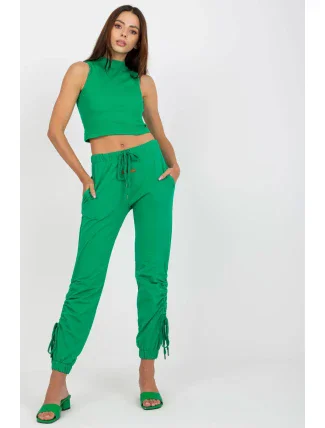 Teplákové nohavice model 167081 Relevantnosť