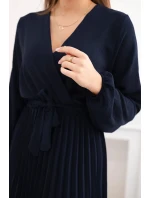 Šaty s viazaným plisovaným lemom námornícka farba