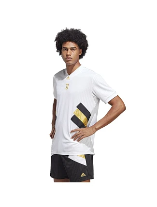 Tričko adidas Juventus Icon JSY HS9807 Tričko adidas Juventus Icon JSY HS9807