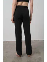 Vamp - Pohodlné dámske tepláky 17256 - Vamp Vamp - Pohodlné dámske tepláky 17256 - Vamp