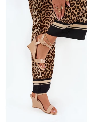 Lakierowane Sandały Damskie Na Koturnie Nude Vliraya