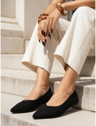 Dámske semišové baleríny so špicatou špičkou čierne FashionStreet ZY1424 Dámske semišové baleríny so špicatou špičkou čierne FashionStreet ZY1424
