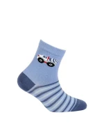 Chlapčenské vzorované ponožky Wola U24.P01;W24.P01 21-26 Chlapčenské vzorované ponožky Wola U24.P01;W24.P01 21-26