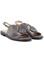 Dámske ploché sandále s cínovým zdobením S.Barski 61-6035