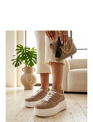 Športová obuv na platforme model 226587 Solea Športová obuv na platforme model 226587 Solea