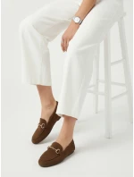 Dámske semišové mokasíny s kovovou prackou hnedej farby FashionStreet ZY1340