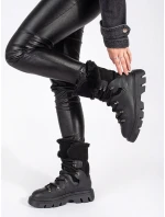 Exkluzívne dámske čierne snežnice na platforme Exkluzívne dámske čierne snežnice na platforme