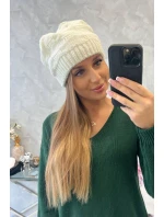 Dámska čiapka Nastia K373 ecru