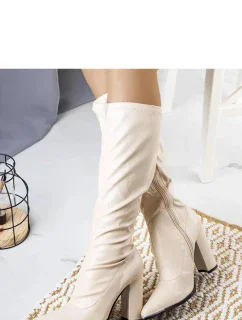 Čižmy na podpätku model 204775 Solea