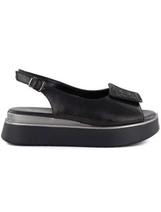 Dámske sandále na hrubej platforme čierne Potocki SZ12590