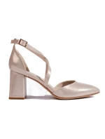 Pohodlné zlaté lodičky pre ženy na širokom podpätku Pohodlné zlaté lodičky pre ženy na širokom podpätku