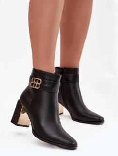 Topánky na podpätku model 220694 Krok vo veľkom štýle