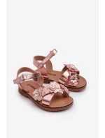 Sandałki Dziecięce Ozdobione Kwiatkami Zapinane Na Rzep Różowe Fagossa