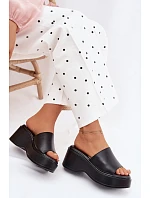 Dámské nazouváky na platformě Černé Virelia