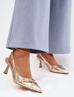 Sandále na podpätku model 225226 Vykročte štýlovo