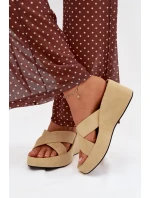 Dámské pantofle na platformě z ekocrézu žluté Calorine