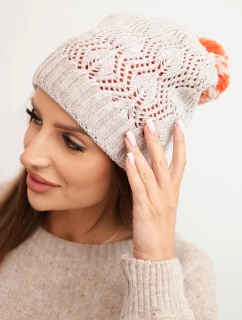 Dámska zimná čiapka s vlnou z ozdobného úpletu s bambulou K467 béžová