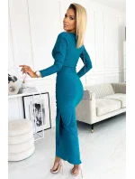 Nariasené dámske šaty v morskej farbe s brokátom, výstrihom a dlhými rukávmi 406-1