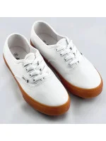 Biele tenisky s kontrastnou podrážkou (AW0212-02)