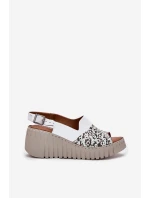 Sandały Damskie Z Naturalnej Skóry Na Koturnie Artiker 56C0958 Białe