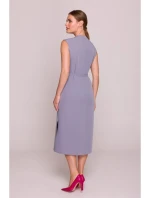 S410 Šaty áčkového strihu so zaväzovaním a výstrihom do V - holubičia sivá