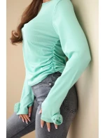 Dámska pruhovaná blúzka s volánom na boku mätová