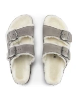 Birkenstock dámske/pánske zateplené šľapky Arizona Shearling Stone Coin semiš s ovčou vlnou regular wide (1017402) dámske Birkenstock dámske/pánske zateplené šľapky Arizona Shearling Stone Coin semiš s ovčou vlnou regular wide (1017402) dámske
