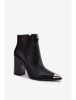 Topánky na podpätku model 217180 Krok vo veľkom štýle Topánky na podpätku model 217180 Krok vo veľkom štýle