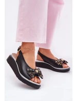 Model topánok na klinoch 214997 Krok v štýle Model topánok na klinoch 214997 Krok v štýle