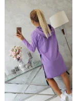 Šaty s kapucňou a potlačou fialovej
