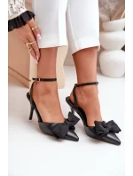 Eko Skórzane Szpilki Z Kokardą Czarne Volamia