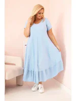 Dámske plus size šaty s krátkymi rukávmi a volánom z ľahkej viskózy v modrej farbe